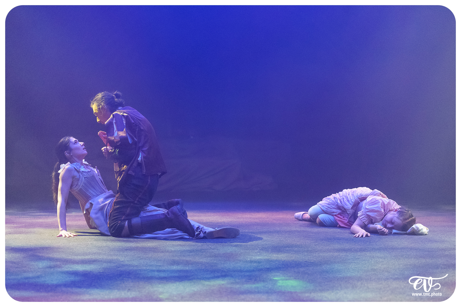 UN SONGE, UNE NUIT, L'ETE (CIE DU MATAMORE)